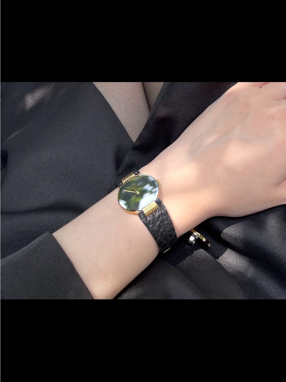 Dior Moon Black Dial Women's Watch with Gold Accents - Picture 2 of 7